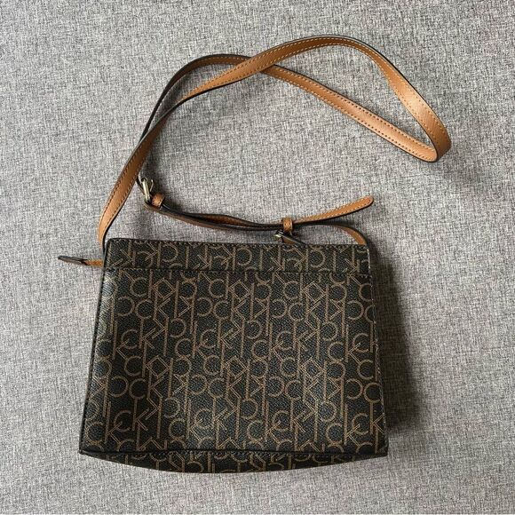 Calvin Klein Frida Signature Crossbody Handbag Shoulder Purse Black Brown Logo - Picture 4 of 9